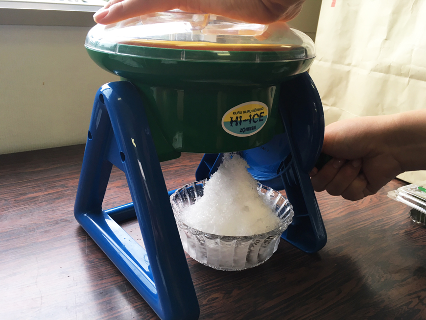 冬にかき氷製作所。。